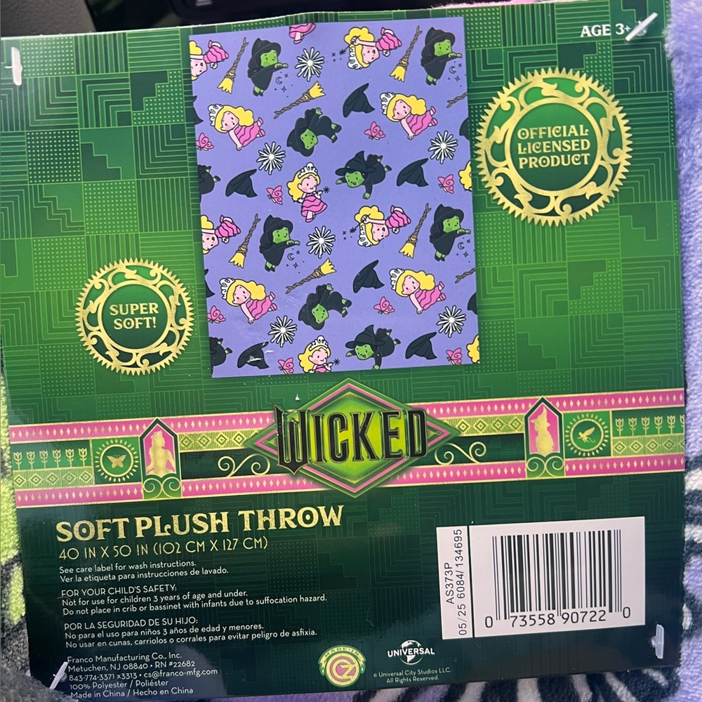 Wicked Soft Plush Children Throw Blanket. Size 40x50